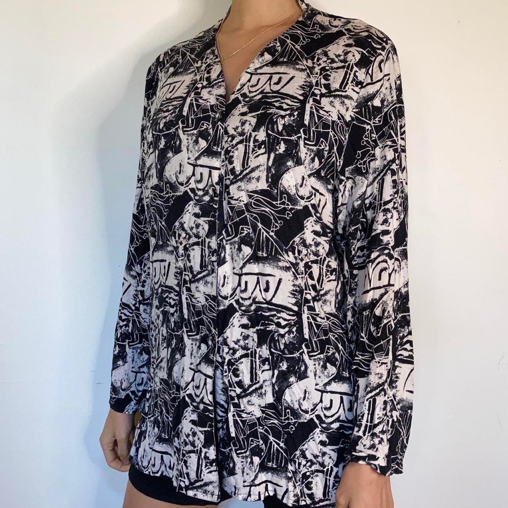 Vintage black and white pattern button down shirt